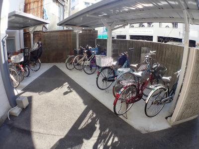大阪トヨタハイツ靭